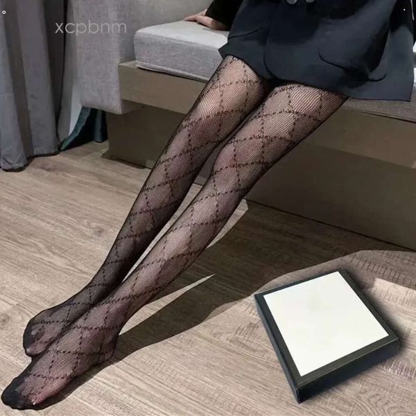 ggity gc gg sexy meias longas meias femininas moda preto e branco fino renda malha collants macio respirável oco carta apertada meia mangueira de alta qualidade 724 111