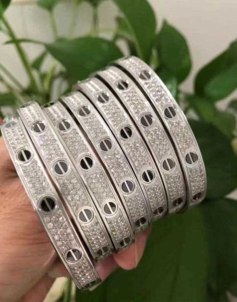 Bracciale Cartres Gaoding a tre file di diamanti con stella a cielo pieno placcato con oro 18 carati CNC Precision Edition fibbia versione regalo di laurea per coppia