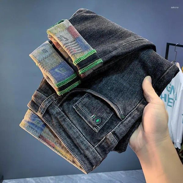 Jeans da uomo coreano lusso classico denim ammorbidito casual primavera elastico interno marchio stampato pantaloni skinny cowboy punk slim fit