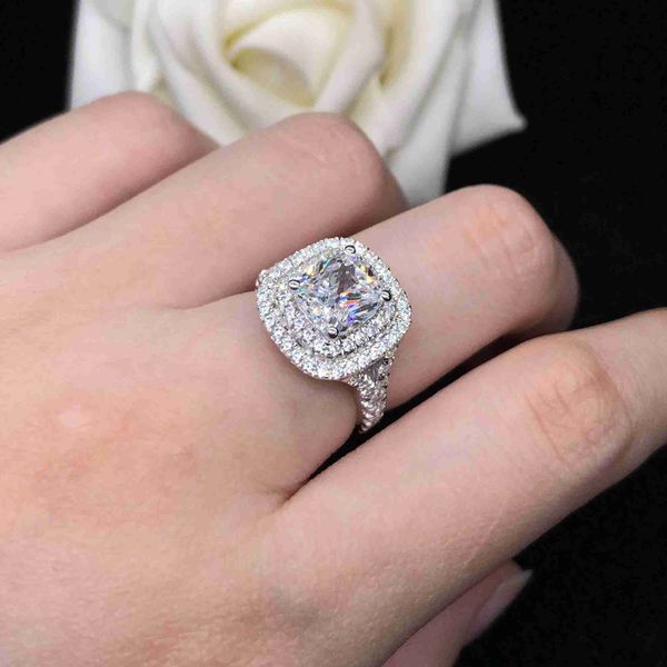 Полоса Rings Luxury Quality Solid 18k 750 White Gold Jewelry 3ct Cushion Cut Diamond Ring Кольцо AU750 Обручальное кольцо для женщин Box Lift240105