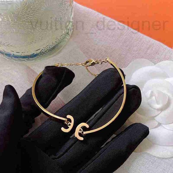 Armreif Designer-Markenarmbänder 18 Karat Gold Neuer Schmuck Kristall Klassisches Design Edelstahl Liebhaber Geschenk Armreifen Herrenarmband Beliebte Paar-Accessoires