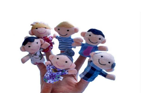 Famiglia Burattini da dito Giocattoli Simpatico cartone animato Farcito bambola di stoffa Burattino a mano Children039s Peluche educativo Puntelli parlanti 6pcsse2862188