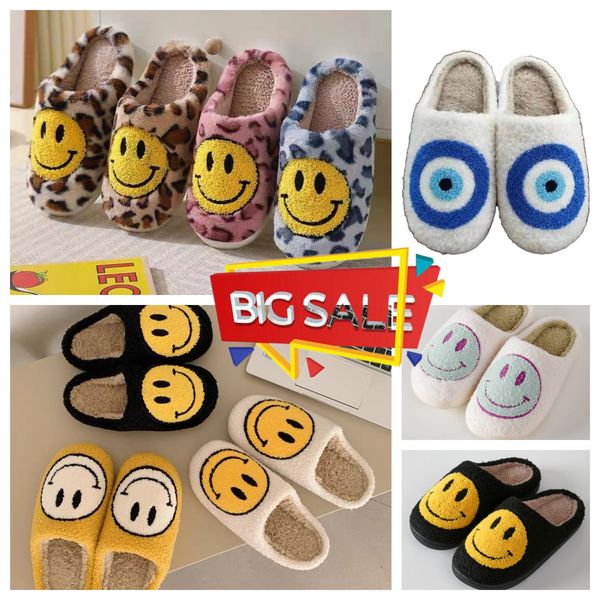 Top qulity Pantofole con Faccia Sorridente Uomo Pantofola con Faccia Felice per Donna Morbido Peluche Comode Pantofole da Donna Preppy Sorriso Cuscino Diapositive Fluffy House