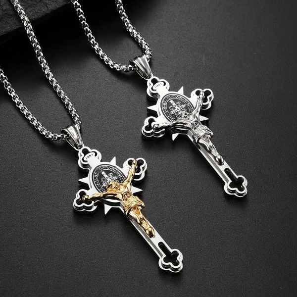 Colar vintage com pingente de cruz católica de jesus, colar masculino punk fashion amuleto de motociclista 14k ouro amarelo colar de jesus joia presente