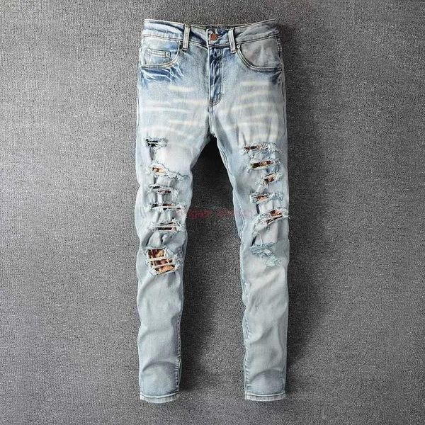 Jeans Designer Abbigliamento Amires Jeans Pantaloni denim Amies 810 Moda Brand New High Street Light Color Leopard Pattern Patch Jeans strappati Me