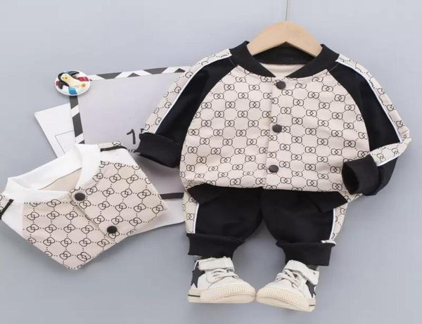 Neugeborene Kleidung set 2021 Kleinkind Kleinkind Kinder Baby Jungen Kleidung Brief T-shirt Tops Hosen 2 stücke Outfits2693869