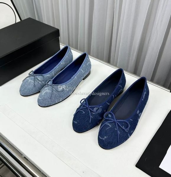 Neue Bowtie Denim-Ballettschuhe aus Leder mit runder Zehenkappe, flachen Absätzen für Mädchen, Luxusdesigner, hochwertige Freizeitschuhe, Fabrikschuhe mit Box