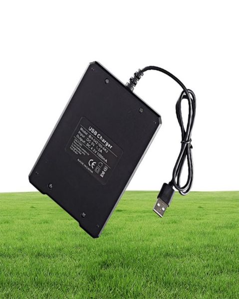 Caricatore USB multifunzione 18650 QUAD Slot Liion Alimentazione a batteria per batterie al litio ricaricabili da 37 V9329326