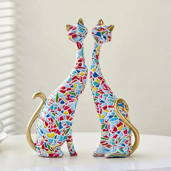 Ornamenti moderni Accessori per la decorazione della stanza Stile europeo 2 pezzi Pittura a olio Statue di gatti Sculture di animali per il regalo di design per la casa 240106