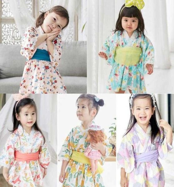 2020 Комбинезоны для маленьких девочек в японском стиле Kawaii Girls с цветочным принтом, кимоно, платье для детей, костюм, детская юката, азиатская одежда Y2746 Q04803940