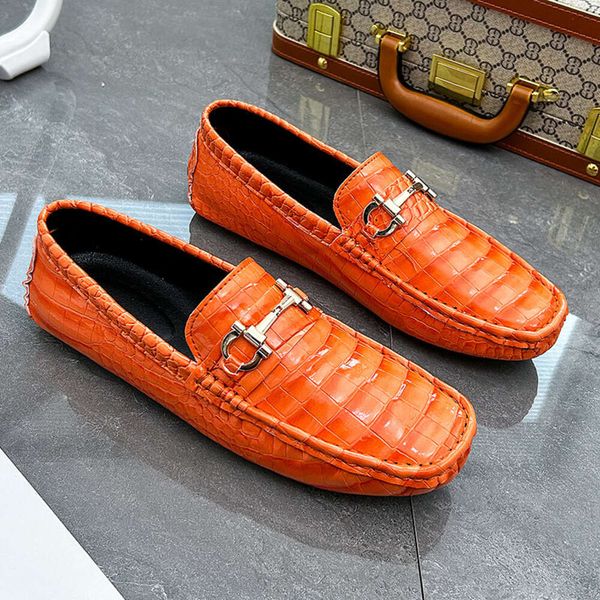 Moda clássica laranja casual mocassins tamanho 38-48 respirável glitter couro masculino deslizamento em sapatos de condução mocassins hommes
