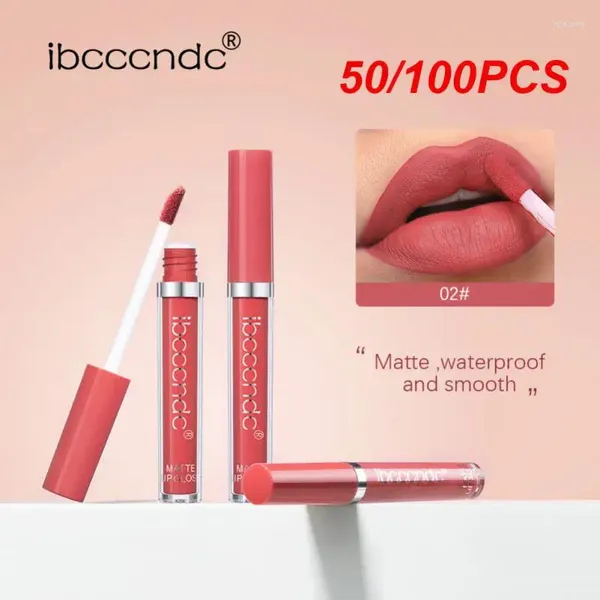 Lip Gloss 50/100PCS Batom de cor completa pode segurar maquiagem por um longo tempo colar lama vermelha fina e suave textura esmalte