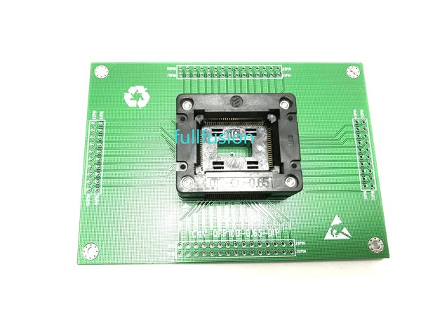 OTQ-100-0.65-10 Adattatore di programmazione QFP100 a DIP Test IC Enplas e presa Burn in QFP100P Passo 0,65 mm Dimensioni confezione 20x14 mm