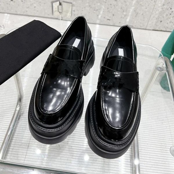 Туфли высокого качества, европейско-американский стиль, женская обувь на очень высокой платформе, на высоком каблуке из воловьей кожи, кожа на толстой подошве, черный цвет