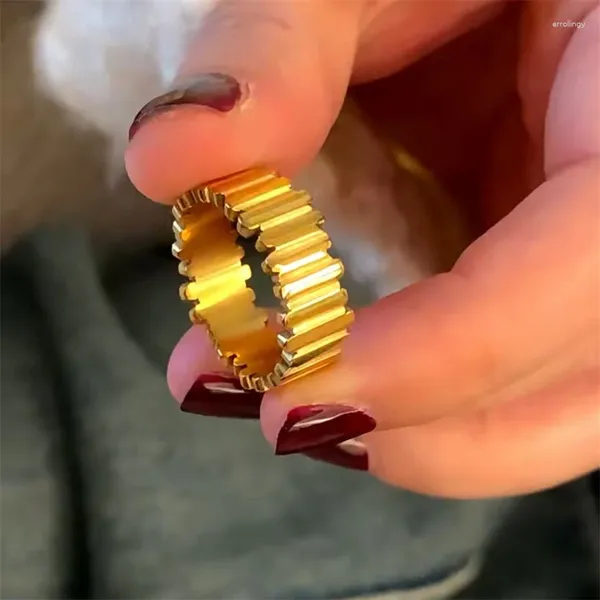 Anéis de casamento 2024 de alta qualidade à prova d 'água listra de aço inoxidável para mulheres homem hippop vintage chunky dome anel empilhamento banda jóias