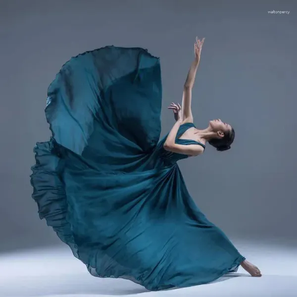 Abiti da palcoscenico Costumi di danza classica Abiti eleganti in chiffon sottile e largo Abiti per spettacoli di flamenco Abiti da pratica fata delicata