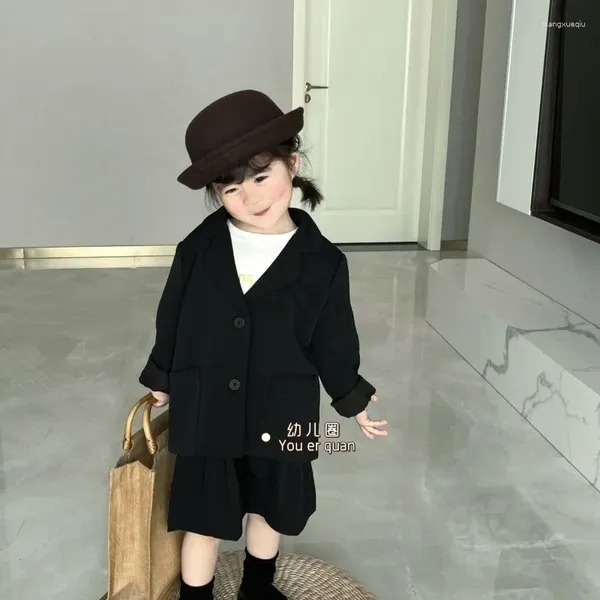 Set di abbigliamento Set semplice Abbigliamento casual per bambini Primavera Autunno Cappotto e pantaloncini stile coreano Ragazzi alla moda Solido fresco