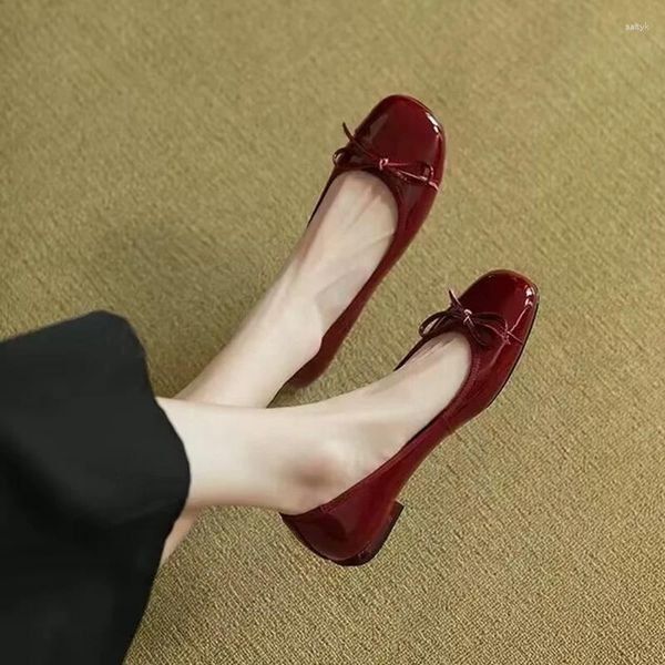 Kleid Schuhe Wein Rot Retro Patent Leder Loafer Frauen Mode Bowknot Slip Auf Karree Low Heels 2024 Party Schwarz ballett