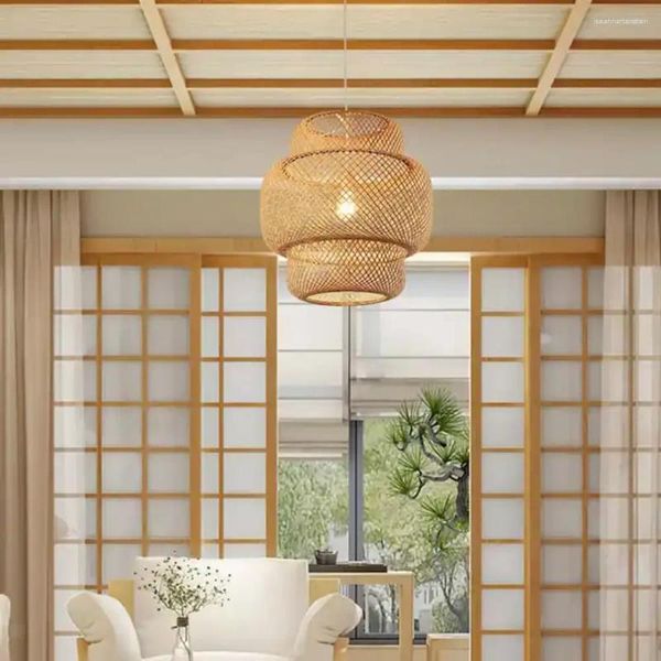 Lâmpadas pendentes Rattan lâmpada de vime bambu feito moderno inteligente interior criatividade candelabro