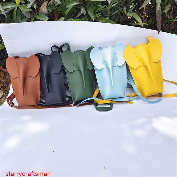 Loewies Elephant Pouch Umhängetaschen 2024 Neue Elefanten-Handytasche Weibliche Cross Messenger Light Mini-Tasche Japan und Südkorea Gleiche kleine Elefantentasche HBBA