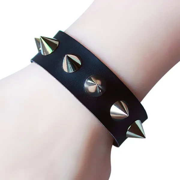 Charm-Armbänder, einzigartiges spitzes Armband, einreihige Spike-Niete, Punk, Gothic, Rock, Unisex, Armreifen, Modeschmuck, Manschettenarmband