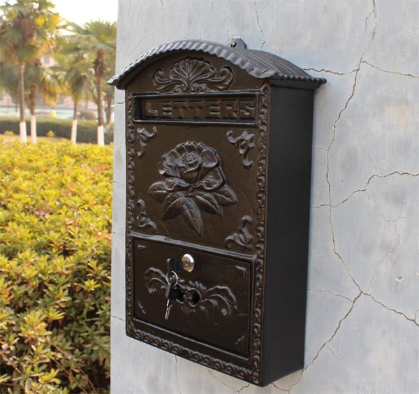 Gussaluminium-Eisen-Briefkasten, Wandmontage, Gartendekoration, Blumen-Prägungsbesatz, schwarzes Metall, Briefkasten, Briefkasten für Zuhause, Of6770735