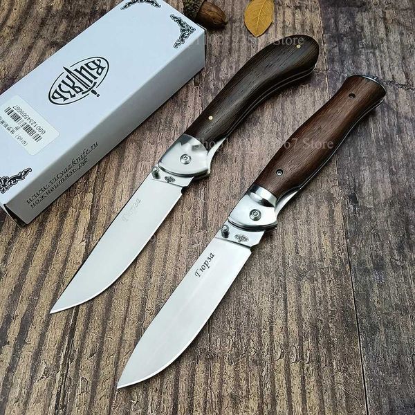 Coltello Coltello pieghevole tascabile per autodifesa stile russo Coltello pieghevole tattico EDC per esterni in acciaio inossidabile Strumenti di sopravvivenza Manico in legno