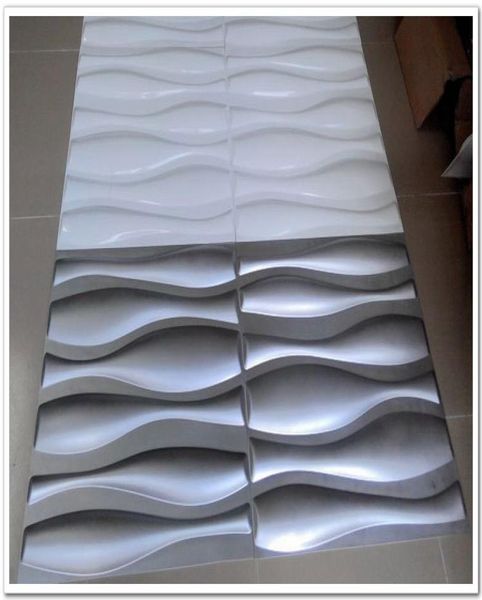 Painéis de parede à prova d'água de alta qualidade Criatividade Painéis de parede 3d de plástico decorativo para sala de estar Placa de parede 3d de PVC 5050 CM 4 PCS Pe9630051