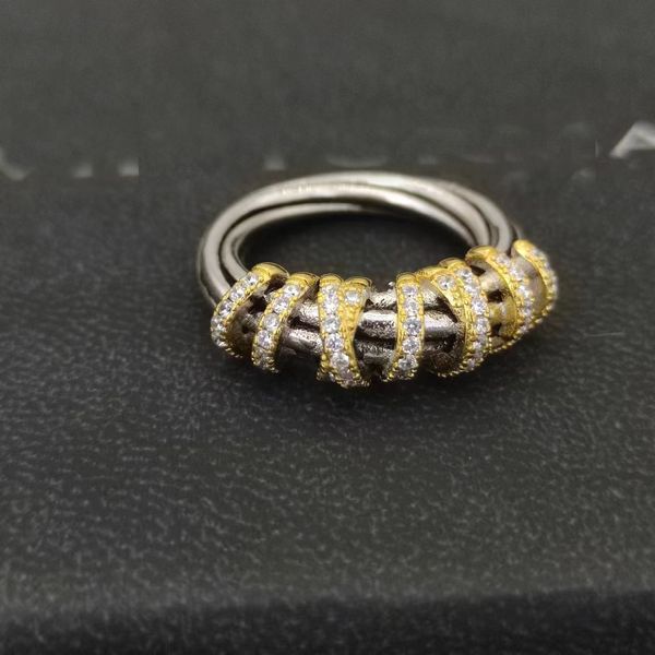Anelli di lusso con anelli intrecciati della serie DY X con perle squisite, ideali per gli amanti delle emozioni delle dita femminili cinesi come gioielli firmati per fedi nuziali