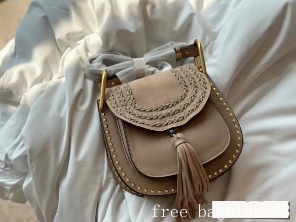 Sıcak Satış 9a Tasarımcı Bayanlar Moda Metalik Deri Messenger Çanta Üretiyor Vintage Süet Saçak Eyer Çantası Klasik Çok Yönlü Crossbody Cüzdan