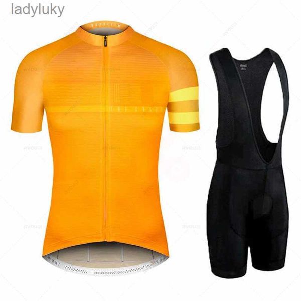 Wielrenshirtsets Klassiek Zwart Wielrenshirt 2020 Zomer Ademend Sneldrogend Wielrenteam Fietsshirt Ciclismo 19D pad shorts FietskledingsetL240108