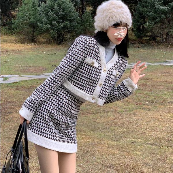 Abiti da lavoro Donna Plaid Patchwork Vintage Party Mini Gonna Completo Inverno KawaiiDue pezzi Set femminile Stilista coreano Gonne 2024