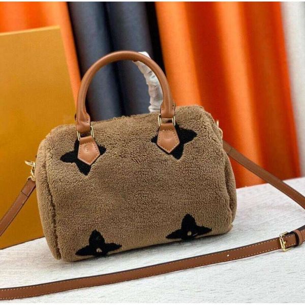 10A Luxus Damen Designer Tasche Damen Handtasche Winter Teddy Tragetaschen Reißverschluss Leder Schulter Umhängetasche Geldbörse Hohe Qualität