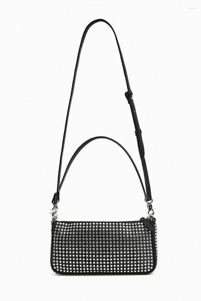 Abendtaschen 2024 Frühling Sommer Black Rivet Hobo Tote Handtasche Luxustasche Bolsas für Frauen