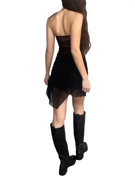 Повседневные платья Женское мини-платье без бретелек с цветочным принтом Сексуальное облегающее платье с открытыми плечами и рюшами без рукавов и оборками по подолу (F-Black L)