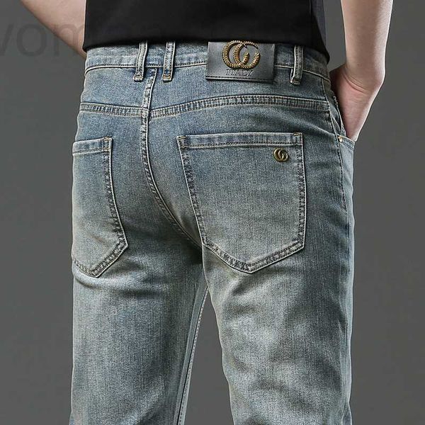 Jeans masculinos Designer de jeans de marca da moda de Hong Kong para homens, high-end desgastado, luxo leve, ajuste fino, calças elásticas e versáteis outono inverno, estilo grosso 68LM