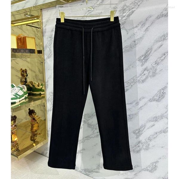 Calças femininas MMsix Calças de moletom masculinas Plus Fleece Algodão Bolso Calendário Número 6 Calças de ginástica Coreanas Comentários Muitas roupas