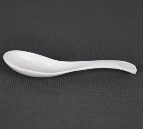 Imitação de porcelana louça tradicional chinesa pequena colher de sopa cadeia restaurante com colher de melamina a5 talheres zc06167872553