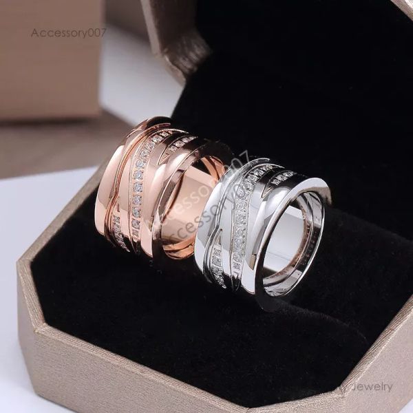 anelli di gioielli firmati coppia anello di lusso Anello gioielli in acciaio inossidabile nero bianco anelli in ceramica a molla per donna Anelli di fidanzamento da uomo regalo di San Valentino 5-12 dimensioni