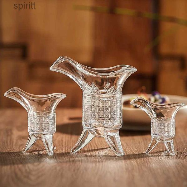 Weingläser Imperial Cup Saftbecher Kreative antike Weinflasche Glas Baijiu Cup Spirit Cup Home Vintage Baijiu Weinset Weinseparator YQ240105