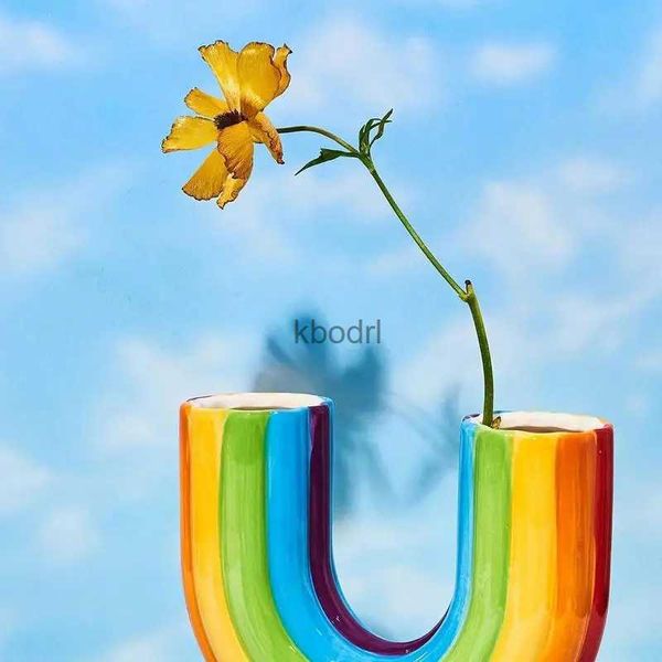 Plantadores Potes Nordic Rainbow U Forma Vaso Estético Flor Vaso Moderno Flores Secas Resina Flowerpot Cachepot Para Flores Escritório Home Decor YQ240109