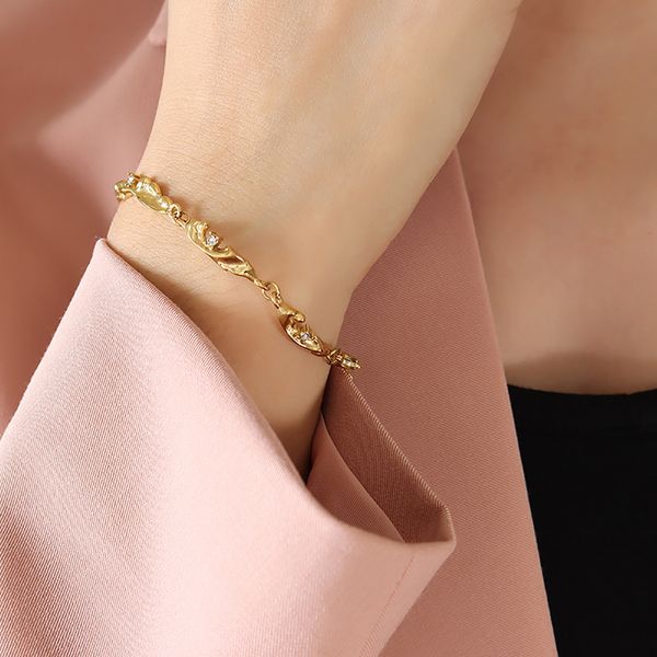 Pulseira de ouro feminino high end luz luxo design personalizado titânio aço banhado 18k jóias de ouro incrustadas com pulseira de zircão