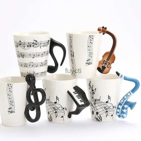 Tassen 230 ml/370 ml Kreative Keramik Kaffeetassen mit Griff Musical Violine Gitarre Stil Kaffeetasse Wasser Tasse Neuheit geschenke YQ240109