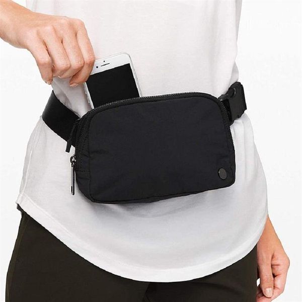 2022 New Lu Yoga Belt Bat Bag Fanny Pack Sports femininos Esportes Outdoor Mensageiro Bolsa 1l Capacidade Designer Supplies de fitness com Br298p