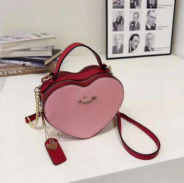 Tasarımcı Çanta Çanta Kadın Çanta Klasik Omuz Çantaları Tote Çanta Lady Totes Moda Sırt Çantası Eski Çiçek Aşk Kutusu Kadın Çanta Logosu Sevimli Kalp Çizelgesi Crossbody Bag A3