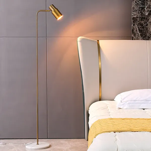 Stehlampen Gold Lampenkopf um 180 Grad drehbar LED Wohnzimmer Stehende Studie Leselampe Schlafzimmer Nachttischlampen