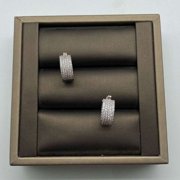 Celi / Saijia Yeni kakma tam elmas basit moda ins Kore tarzı küpeler kadın 925 gümüş iğne
