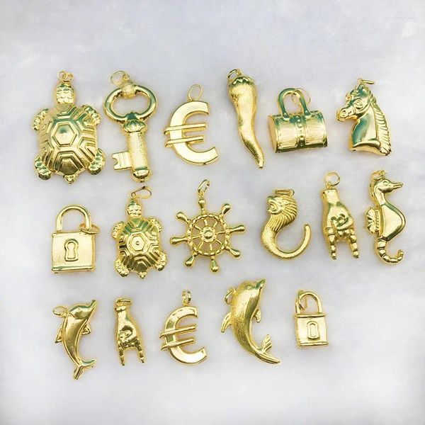 Anhänger-Halsketten mit Halskette für Damen und Herren, 24 Karat vergoldetes Kupfer, 33 Designs, Großhandel, Modeschmuck, Alltagskleidung, Jahrestag