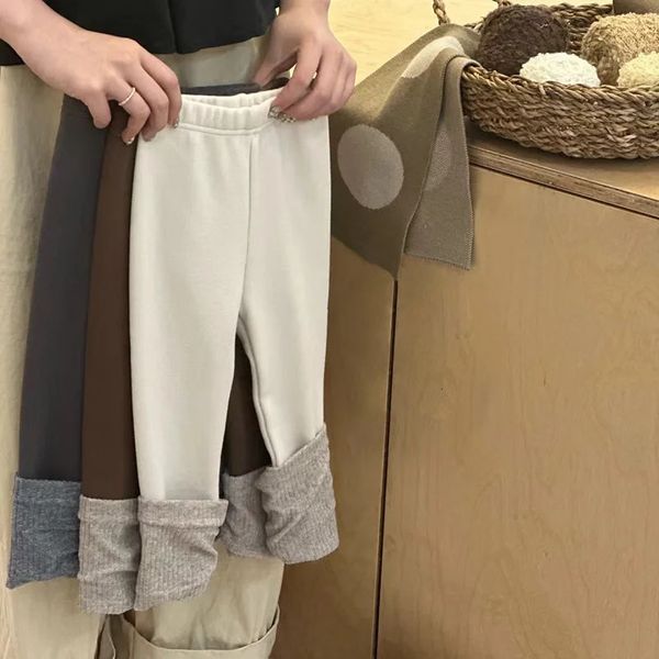 Autunno Inverno Pantaloni per ragazze per bambini Pantaloni spessi imbottiti in cotone per bambini Leggings per ragazze Pantaloni caldi per ragazze con toppe solide 240108