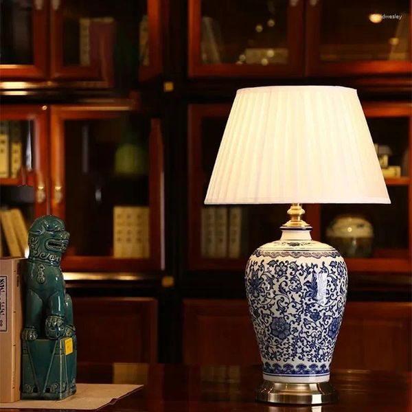 Lâmpadas de mesa moderna lâmpada cerâmica LED escurecimento chinês azul e branco porcelana mesa luz decoração casa sala de estar quarto